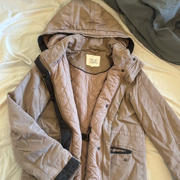 Women’s coat - Picture 1 of 3